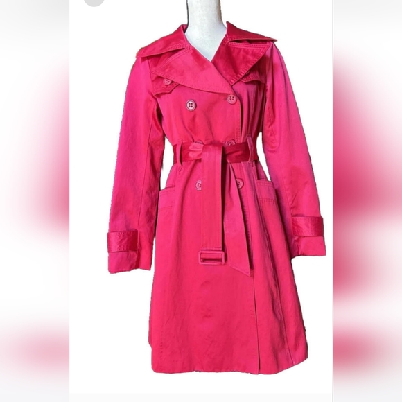 bebe Jackets & Blazers - Bebe Fully Lined Fuscia Satin Trech Coat Size: Medium